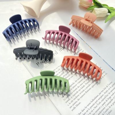 China Korean Claw Clip High Quality Plastic Hair Claw Clip New Designs Candy Color Handmade Hair Claw Clips Korean Claw Clip For Girls for sale