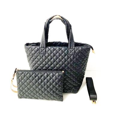 China Hot Selling Nylon Stripper Tote Bag Women Quilted Nylon Handbag for sale