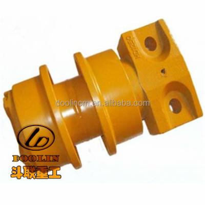 China HD450 Excavator High Quality Excavator Undercarriage Carrier Roller Assy for sale