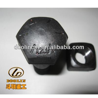 China Square Track Bolts Nuts 40Cr/35CrMo/42CrMo 154-32-31210 154-32-31220 for sale