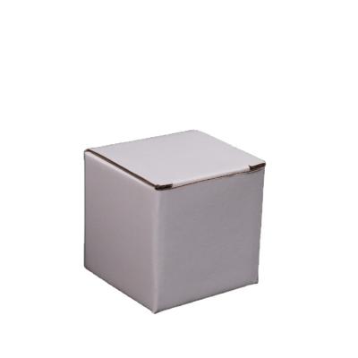 China Recycled Materials Logo Shoe Packaging Box White Recyclable Custom Liner Corrugated Gift Packaging Box for sale