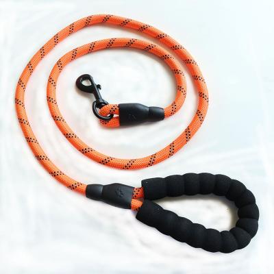 China 1.5m High Quality Durable Pet Collar Durable Cheap Price Pet Rope Nylon Walking Leash For Dog for sale