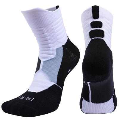 China Free Sample QUICK DRY Factory Hot Sales Sports Socks Wholesale Mens Basketball Socks for sale