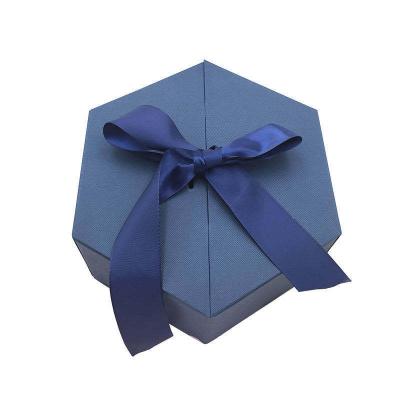 China Handmade New Design Custom Logo Packaging Luxury Blue Clamshell Ribbon Paper Gift Box For Baby Gift Box for sale