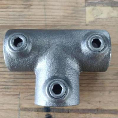 China Main Galvanized Pipe Clamping Head Clamps For Home Design Furniture for sale