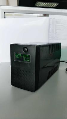 Cina 1000va/600w fuori linea aumenta il gruppo di continuità 12V 7ah o 9ah in vendita