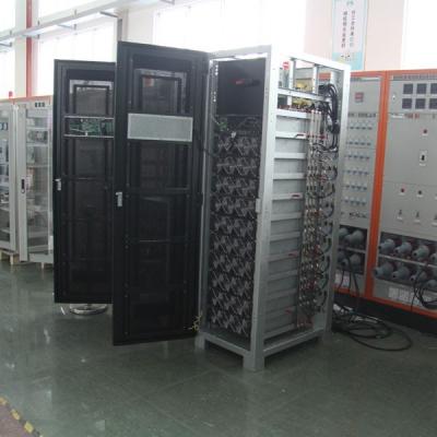 China Modular em linha levanta a fonte de alimentação ininterrupto trifásica 20KVA a 300KVA à venda