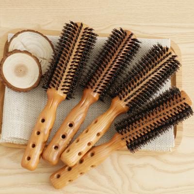 China 2022 Hot Selling Nondisposable Wooden Hair Brush Rolling Hair Brush Around Salon Styling Hair Brush With Logo With Handle for sale