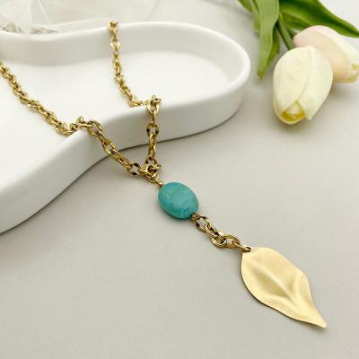 China Wholesale FASHIONABLE Necklace 14k Natural Crystal Gold Leaf 316 Stainless Steel Blue Stone Chuanfan Fashion Necklace Luxury Gift For Women for sale