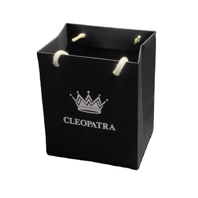 China Customized Black Jewelry Paper bags for sale