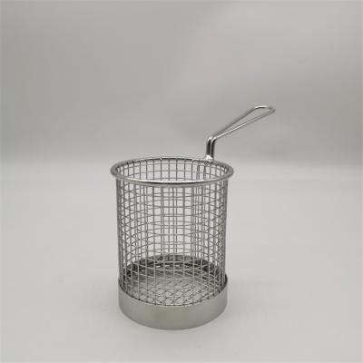 China Hot Viable Turned Frying Chips Basket Stainless Steel Fried Chips Baskets Wire Mesh Strainer for sale