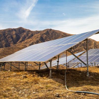 Chine GQ-F Panneau solaire photovoltaïque en acier de montagne des supports de fixation galvanisés à chaud et plaqués Al-Mg-Zn à vendre