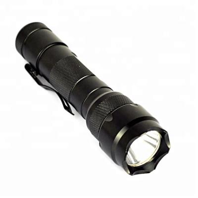 China Cool White Camping Flashlight XML T6 Zoomable Torch 18650 Rechargeable Battery LED Tactical Lights for sale