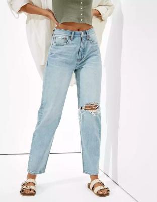 China Light Blue Cotton 100% Loose Loose Fit Sustainable Boyfriend 90s Ripped Heavy Distressed Knee Jeans Women for sale