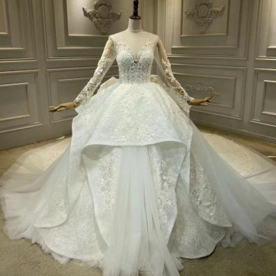 China 2022 New Superior Quality Lace Women Bridal Wedding Dress  Gown for sale