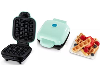 China Hot Selling Mini Sandwich Maker Breakfast Maker 2 Square Waffle Maker Non-Stick Coated Baking Stick Waffle Maker 4 Square Stick Waffle Makers for sale