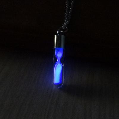 China Fashion Jewelry High Quality Fashion Creative Luminous Quicksand Necklace Wishing Hourglass Drift Bottle Women's Pendant Necklace for sale