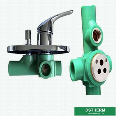 China Válvula de chuveiro do misturador das maneiras de Ppr quatro à venda