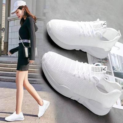 China Cushioning Hongyan Mesh sports shoes female students new shoes running breathable small white shoes for sale