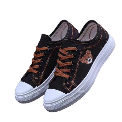 China Cushioning hongyan New bear all casual canvas shoes front lace-up breathable women's shoes for sale