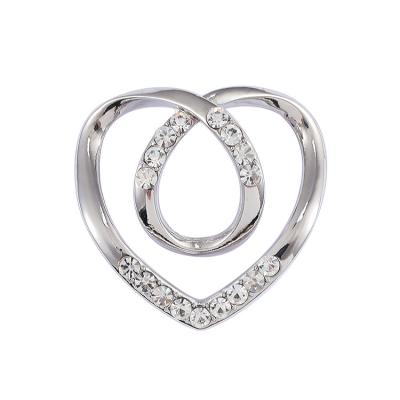 China ALLOY 2021 Factory Supply Jewelry Exquisite Fashion Simple Rhinestone Brooch Hollow Love Pin For Women for sale