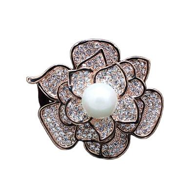 China ALLOY Vogue Excessive Used Oil Diamond Flower Brooches Sweater Ornament For Women Shirt And Necklace Clips For Party Kinds Customize for sale