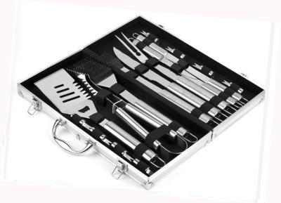 China Wholesale Small Quantity 18PCS Stainless Steel  BBQ Tool With Aluminum Box For Outdoor Tool for sale