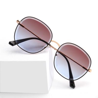 China Wholesale New Brand Designer Custom Women's Fashion Retro Sunglasses Square Logo Metal Frame Men's Sunglasses for sale