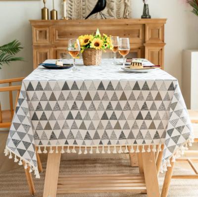 China Home Cotton And Fringed Polka Dot Small Cool Picnic Table Cloth Household Tea Table Cover Printing Linen Towel for sale