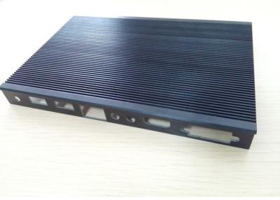 Cina Serie Fanless industriale di UART del centro 2 del quadrato del PC di Intel mini per l'ufficio in vendita