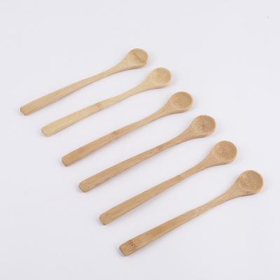 China Disposable Eco-friendly Long Handle Spoon Kitchen Spice Wooden Spoon Wooden Sugar Tea Coffee Scoop for sale