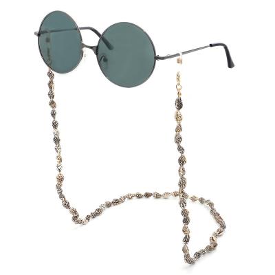 China 2019 New Fashoin 2019 Shell Eyeglasses Chain Simple White Fashion Glasses Chain Non-slip Glasses Arming Chain for sale