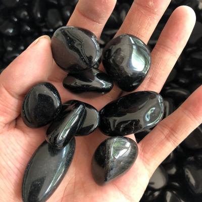 China China Natural Obsidian Large Grain Crushed Rough Polished Stone Stone Aquarium Landscaping Stone Decorative Potted for sale