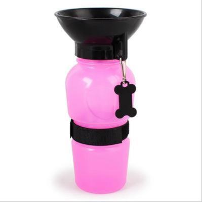 China Sustainable Outdoor Pet Drinking Cup Dog Water Cup Hanging Device Portable Pet Drinking Water Cup for sale