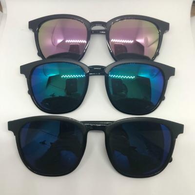 China Hot sales men and women promotional sunglasses style new fashion street promotion sunglasses for sale