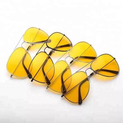 China Cheap Yellow Aviator Sunglasses 2017 Aviator Sunglasses Night Visor Sun Glass Color Lenses For Driver for sale