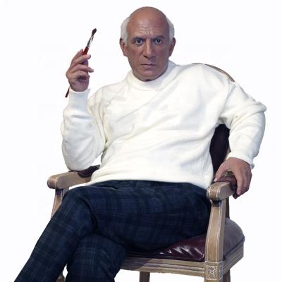 China High Quality Simulation Pablo Picasso Europe Human Wax Figure for sale