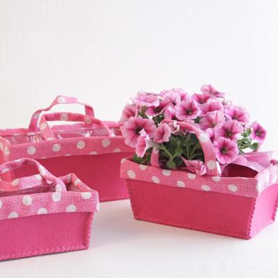 China Waterproof Handmade Decoration Felt Bag For Flower Pot , Gift Bag With Plastic Liner For Plant for sale