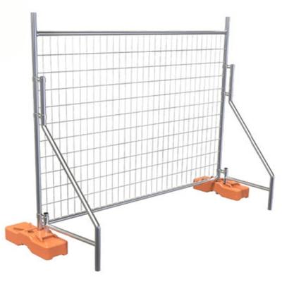 China Easily Assembled Easy Operate Powder Galvanized PVC Coated Strength Iron Australia Temporary Fence With Base for sale