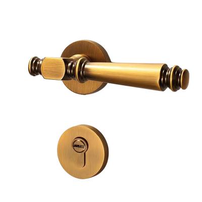 China Interior door lock Yellow bronze Zinc alloy luxury door  handle lock kit home/ office lever door lock set for sale