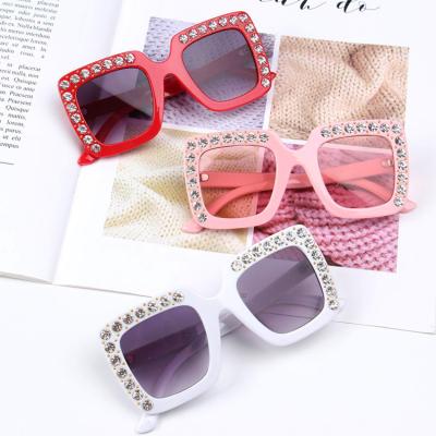 China Trendy Square Rhinestone Girls Bling Oversized Sunglasses Fashion Square Frame Glass UV400 Children Eyewear for sale