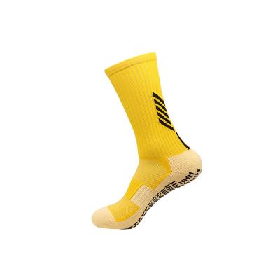 China QUICK DRY Breathable Amazon Comfort Sports Mutual Hot Selling Stockings Football Socks Breathable Men Sports Socks for sale