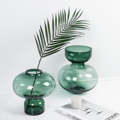 China Minimalist Wholesale Modern Handblown Art Round Green Round Glass Vase for Home Decoration for sale