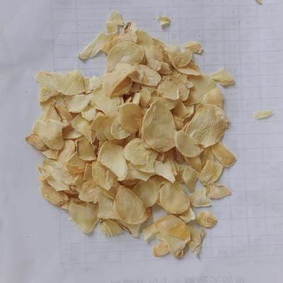 China Dry garlic flake from Russia market for sale