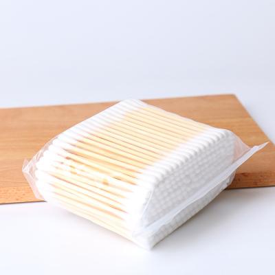 China 200pcs disposable bamboo stick q-tip holder in OPP bag for sale