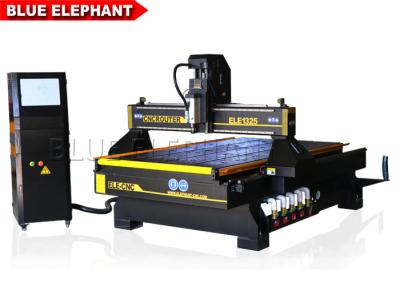 China máquina de madera 1325, maquinaria de trabajo del CNC del router 9.0KW de madera para la puerta de madera en venta