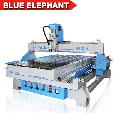 China 2018 refrigerar de ar do modelo novo 1325 4 máquina de cinzeladura de madeira do router do Cnc da linha central 3d com linha central giratória à venda