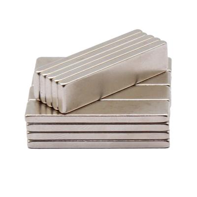 China Industrial Permanent Neodymium Magnet 28mm Neodymium Suction Magnet N52 Rare Earth Rectangular Magnet for sale