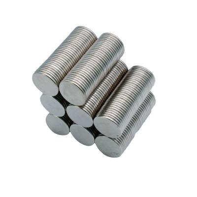 China Customizable Industrial Magnet Materials N52 Neodymium Magnet 20mm Circular Neodymium Magnetic Magnet for sale