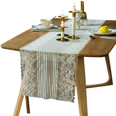 China Retro Lace Home Pastoral Style Handmade Embroidered Table Runner Vintage For Wedding Holiday for sale